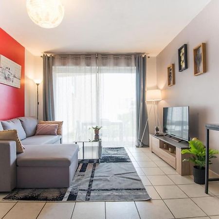L'Escale Apartment Angers Bagian luar foto
