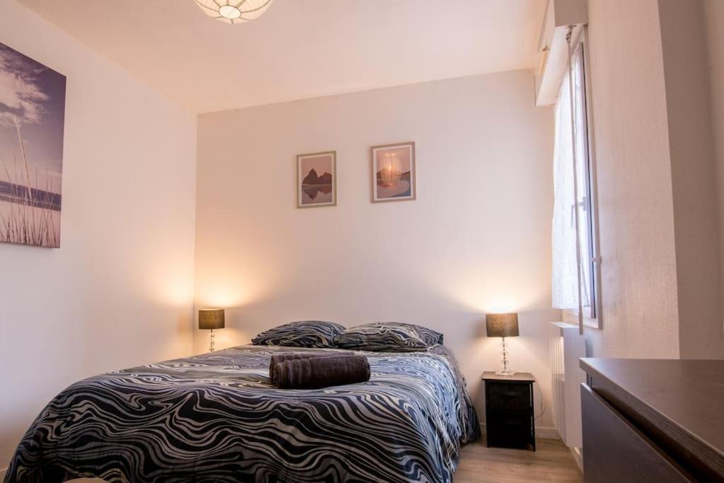 L'Escale Apartment Angers Bagian luar foto