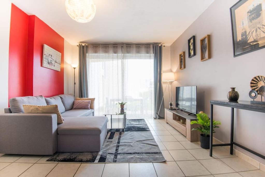 L'Escale Apartment Angers Bagian luar foto
